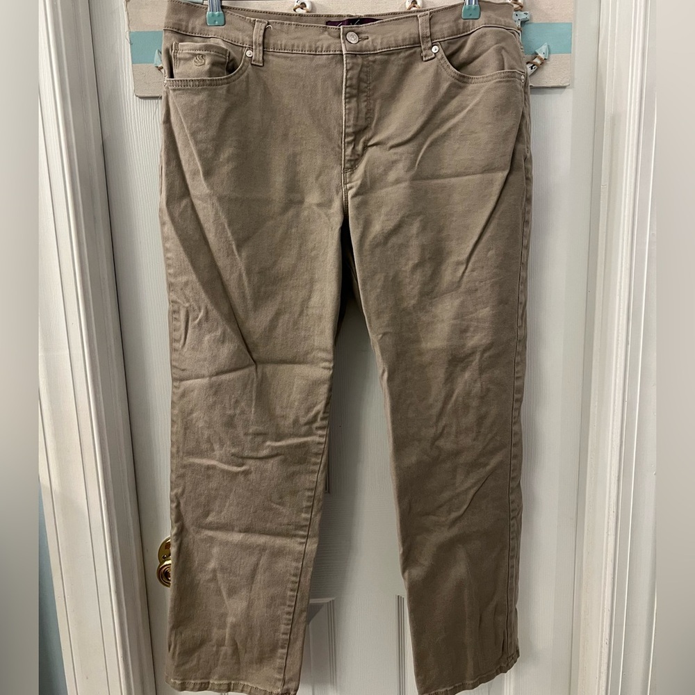 Gloria Vanderbilt Amanda Khaki Stretch Jeans Sz 16S